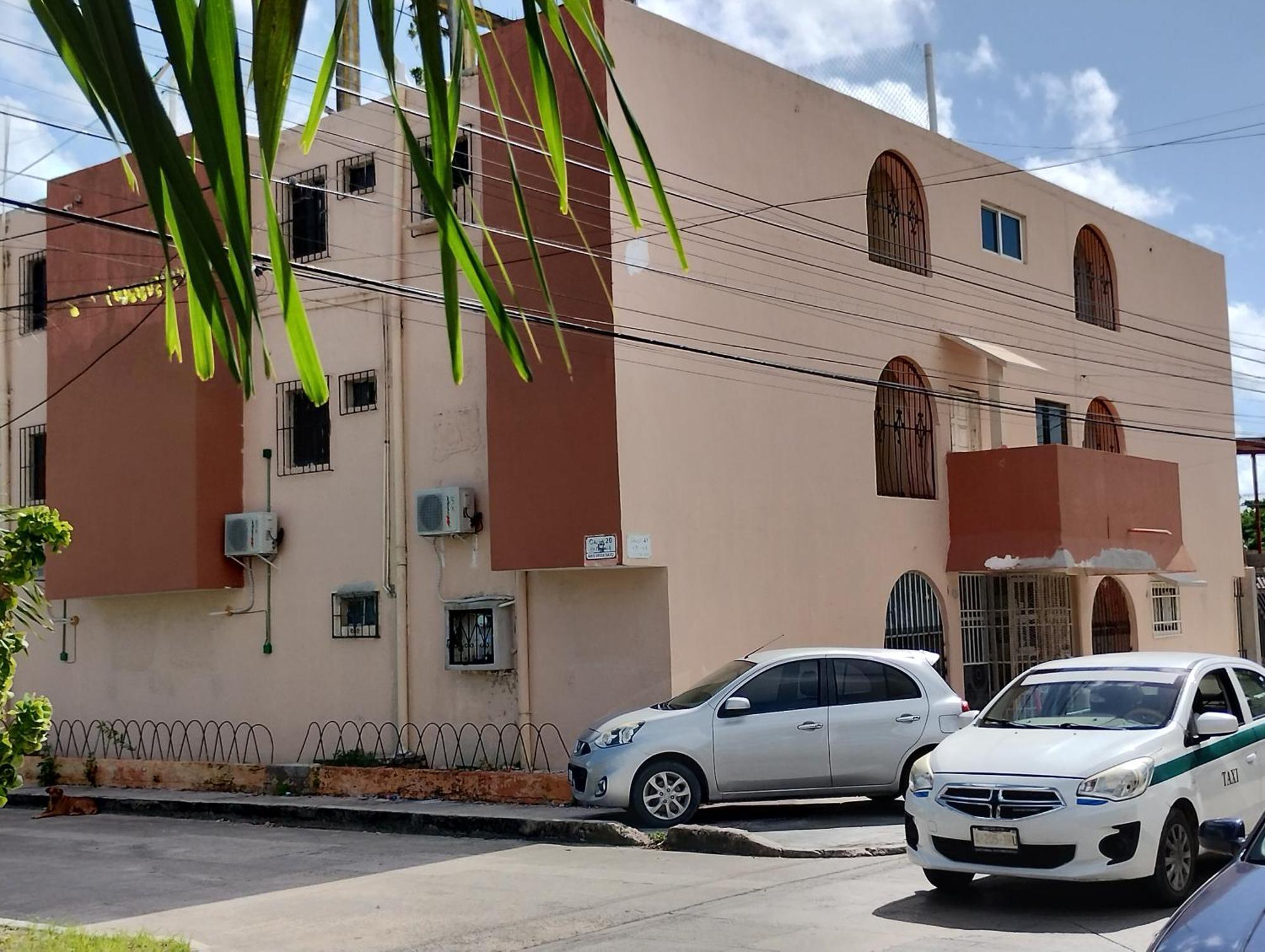 Casa De Huespedes Los Santos Cancún Exterior foto